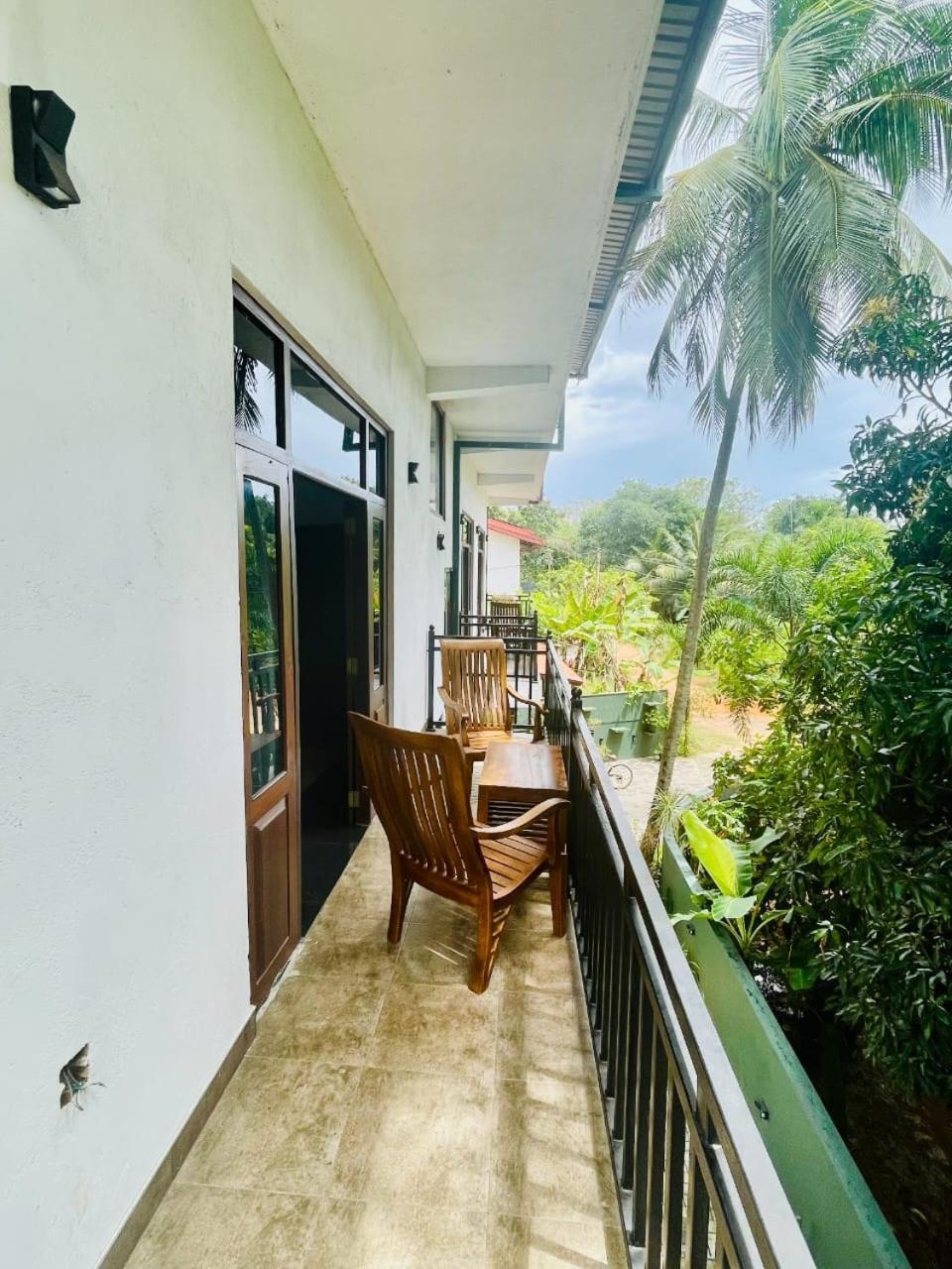 Thinaya Lake Resort Anuradhapura Εξωτερικό φωτογραφία