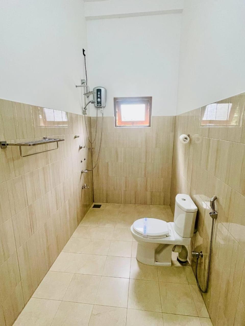 Thinaya Lake Resort Anuradhapura Εξωτερικό φωτογραφία